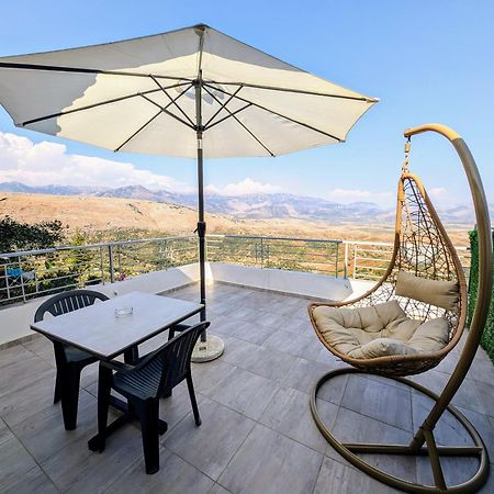 סרנדה Guesthouse Panorama Nivice מראה חיצוני תמונה