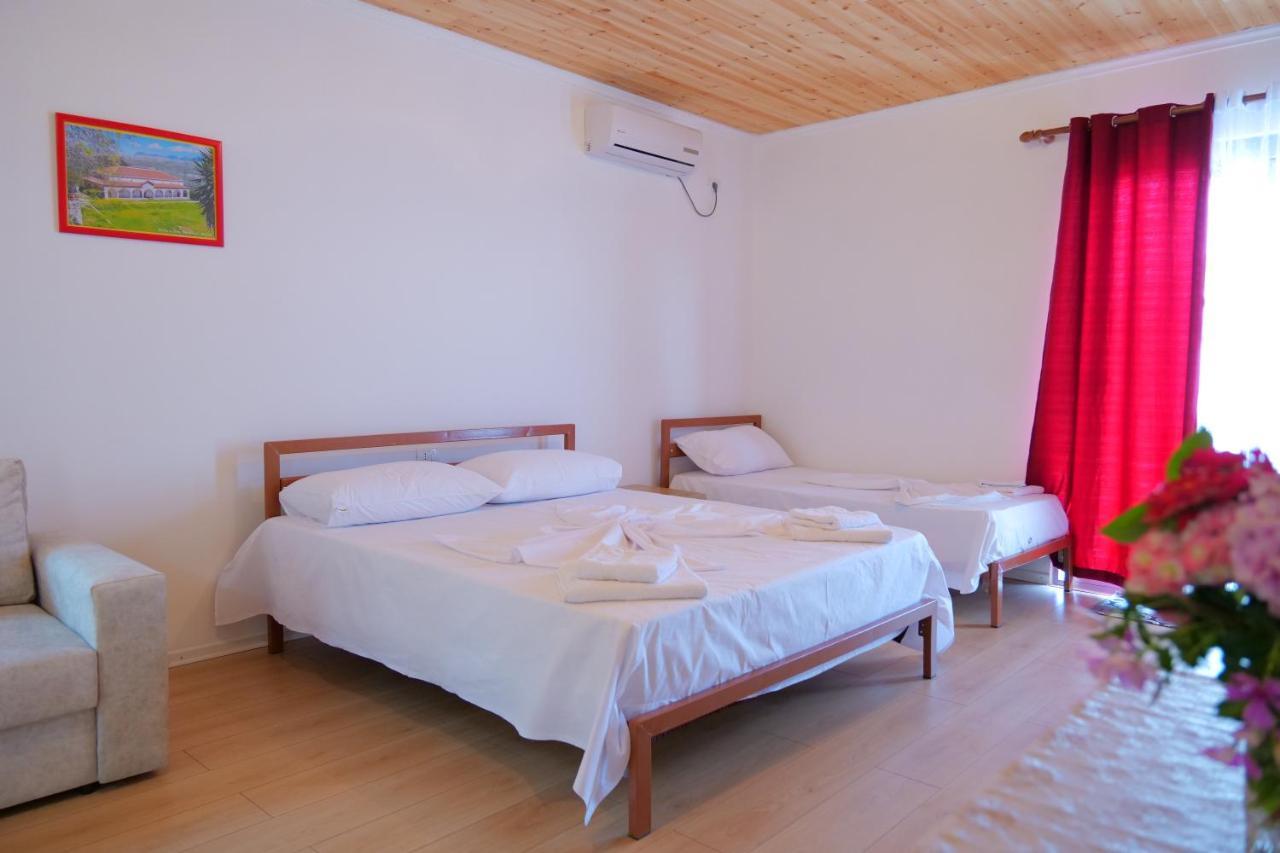 סרנדה Guesthouse Panorama Nivice מראה חיצוני תמונה