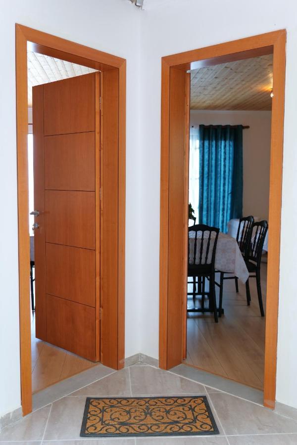סרנדה Guesthouse Panorama Nivice מראה חיצוני תמונה
