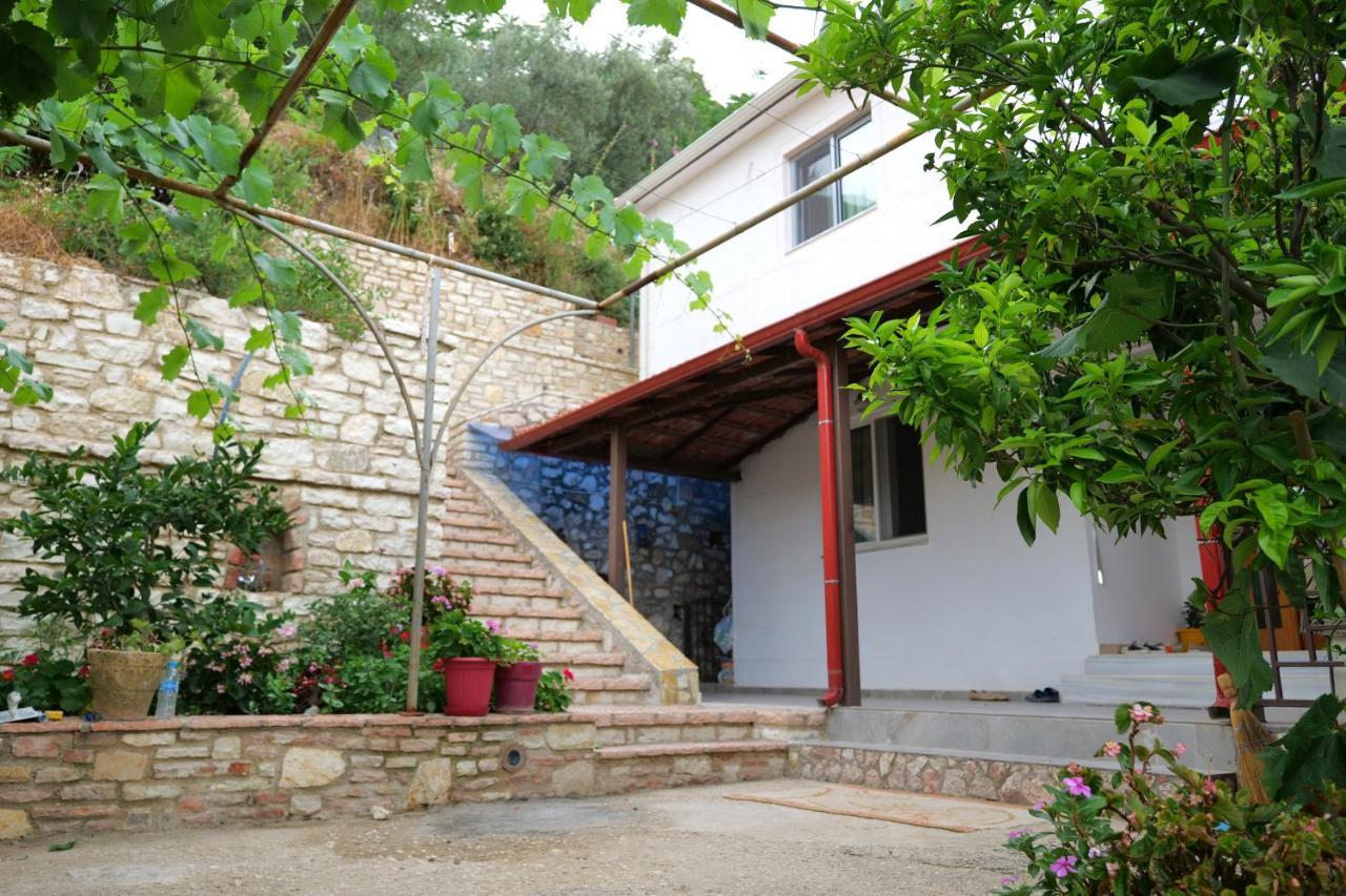 סרנדה Guesthouse Panorama Nivice מראה חיצוני תמונה
