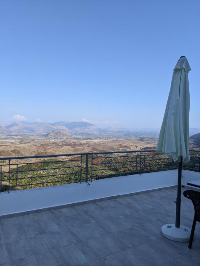 סרנדה Guesthouse Panorama Nivice מראה חיצוני תמונה